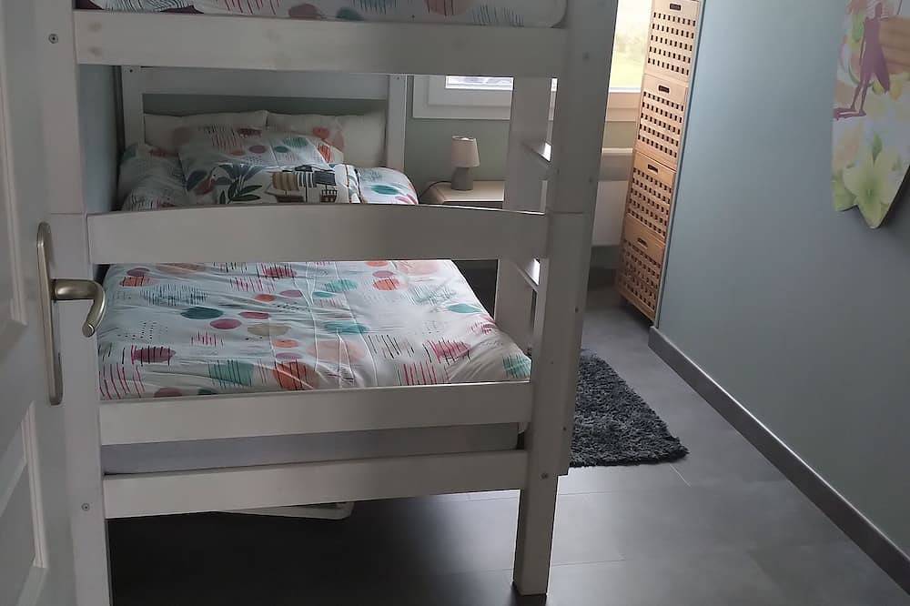 House with direct beach access in Réville, Cherbourg und Umgebung