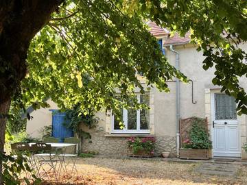 Gîte pour 6 personnes, avec jardin et vue à Le Châtelet (Cher)
