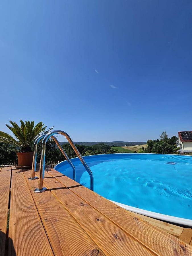 Ferienwohnung für 2 Personen, mit Balkon und Terrasse sowie Garten und Pool in Rothenberg - 2