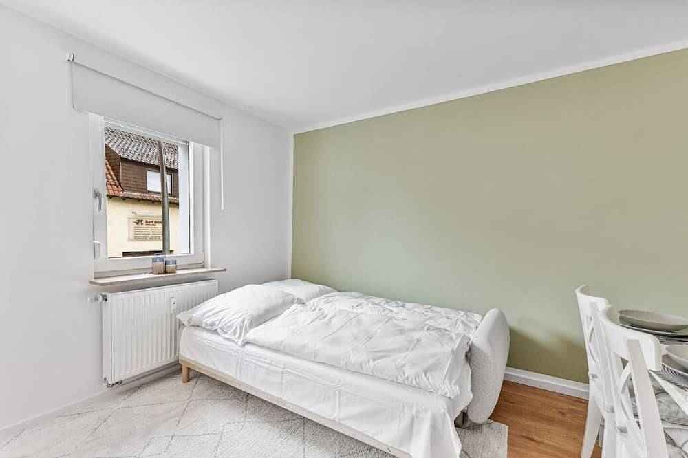 Ganze Wohnung, Work & Stay – Wohnung mit Büro in Leinfelden-Echterdingen, Landkreis Esslingen