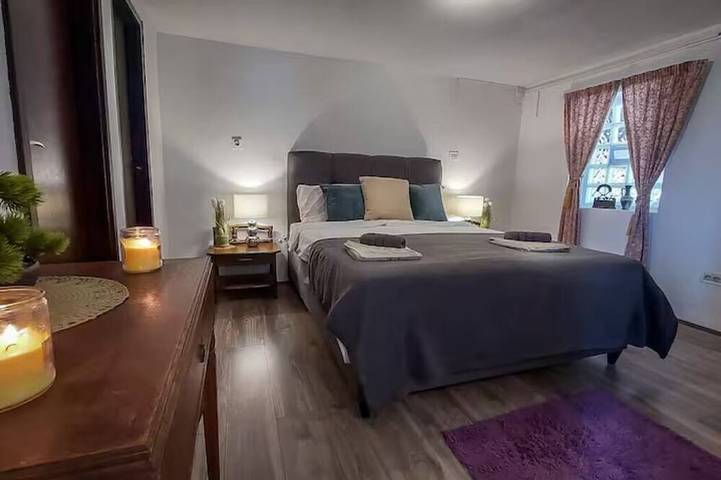 Ferienwohnung für 2 Personen, mit Garten und Pool in Rovinj