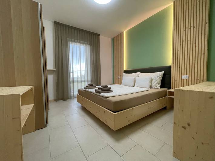 Holiday rental for 6 people, with Garden and Children pool as well as Lake view