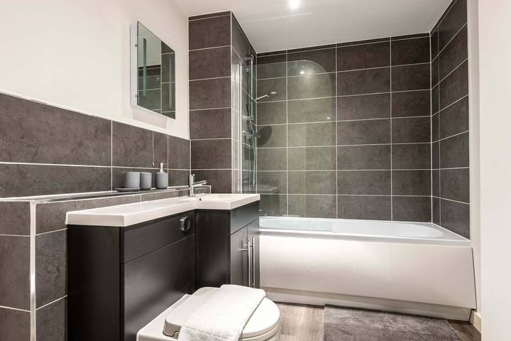 Ganze Wohnung, Smart 1 Bedroom Apartment in Central Rotherham in Südliches Yorkshire