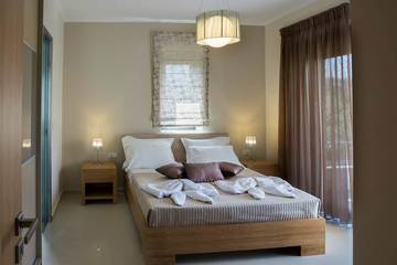 Villa for 8 People in Almyrida, Vamos, Photo 1