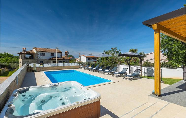 Gemütliche 1-Zimmer-Wohnung mit Pool, WLAN, Parkplatz und Waschmaschine in Općina Kaštelir - Labinci, Umag und Umgebung