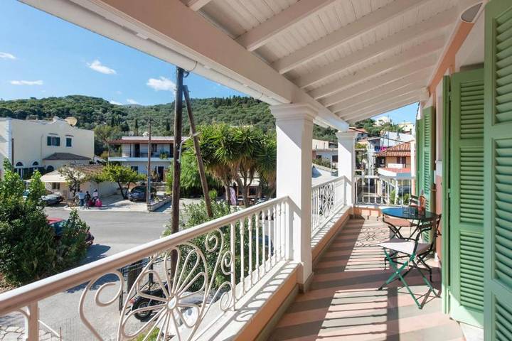 Gîte pour 4 personnes, avec balcon dans Kassiopi - 2