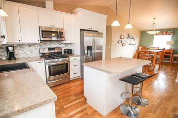 Vacation Home for 6 Guests in Lincoln City, Oregon Coast, Picture 1