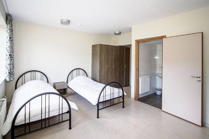 Location de vacances pour 2 personnes, avec vue et jardin à Bohan - 4