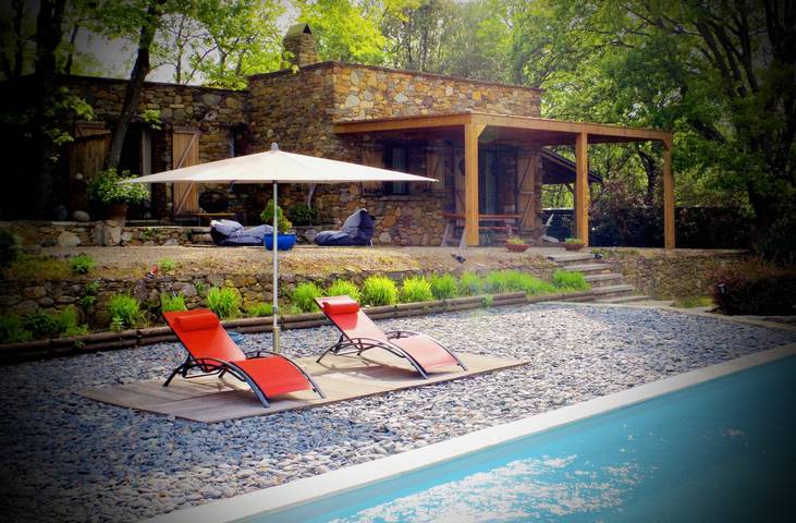 Gîte pour 3 personnes, avec jardin ainsi que terrasse et piscine à Barbaggio - 3