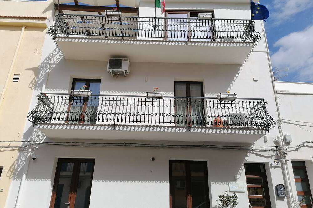 Apartamento entero, Terra Sinus Luxury Apartment in Terrasini, Provincia de Palermo