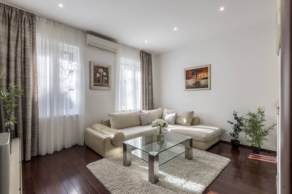 Apartamento entero, Lujoso apartamento con estacionamiento privado. in Split, Condado de Split-Dalmacia