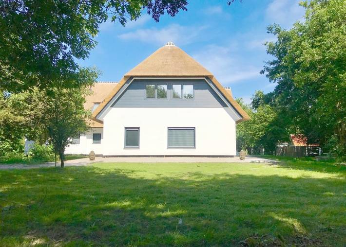 B&b voor 2 personen, with Balkon and Terras as well as Whirlpool and Tuin in De Koog