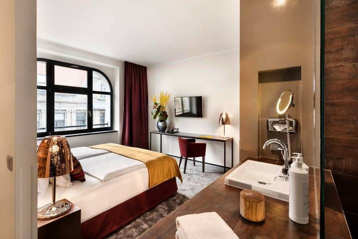 Ferienwohnung für 2 Personen, mit Balkon und Terrasse sowie Sauna und Ausblick in Mitte Berlin - 3