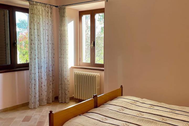 Casa Estelo, immersa in un'oasi di tranquillità ideale per famiglie in Ponzano di Fermo, Provincia di Fermo