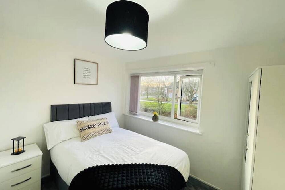 4 bed house in Wakefield - perfect for contractors  in Wakefield, Westliches Yorkshire