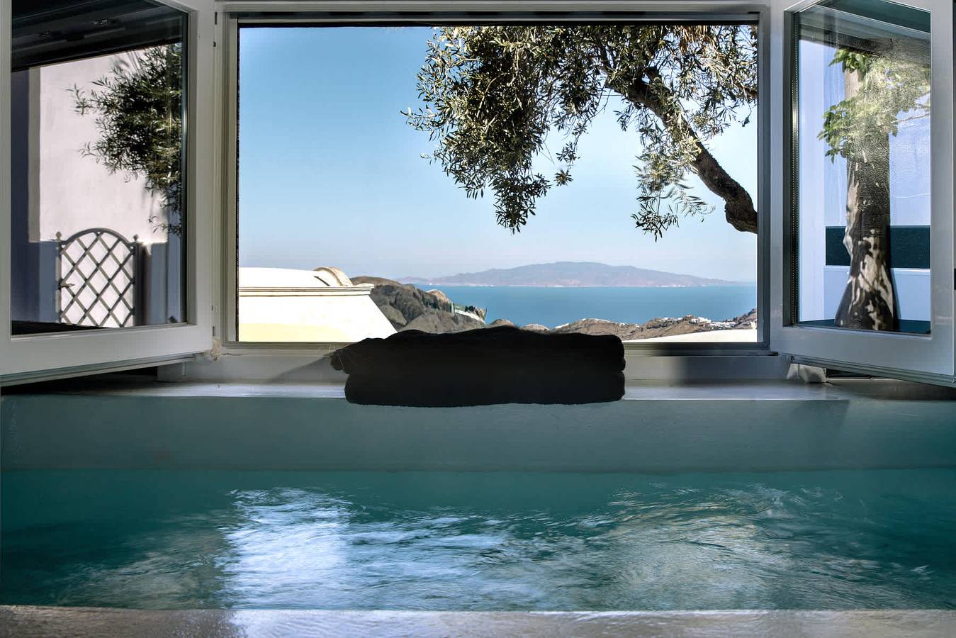 Appartement entier, Appartement de vacances pour 4 personnes avec jacuzzi in Imerovigli, Santorin