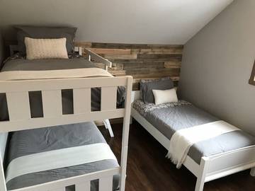 Cottage for 14 Guests in Quebec, Canada, Picture 2