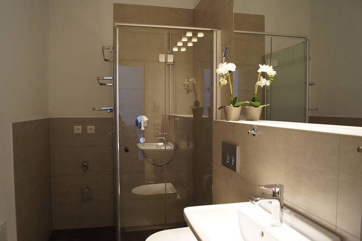 Ferienwohnung für 2 Personen, mit Garten in Villingen-Schwenningen - 3