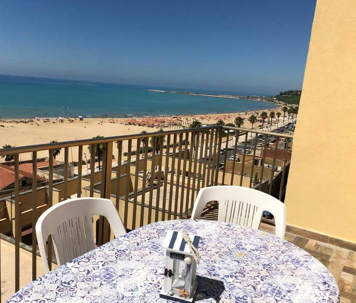 Ferienwohnung für 6 Personen, mit Balkon und Terrasse sowie Ausblick
