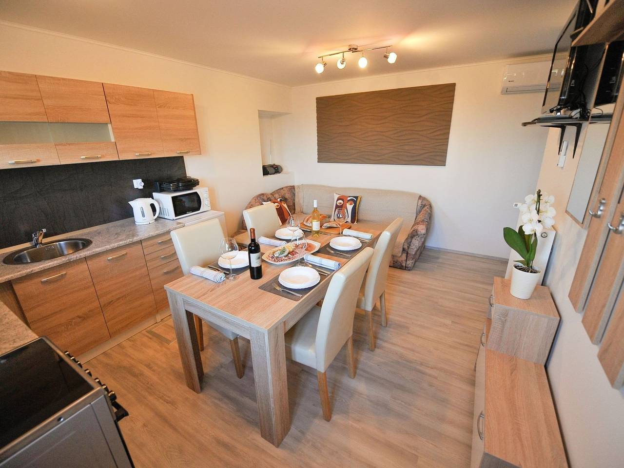 Appartamento intero, Relax and Rustic Apartments with Terrace - Standard One Bedroom Apartment with Terrace in Rann (disambigua), Lower Styria