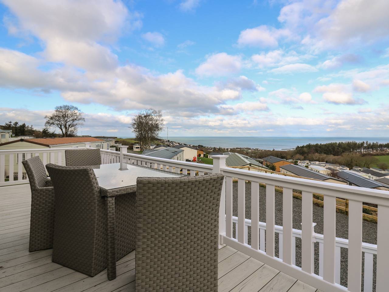 Mcauliffe Lodge in Borth, Cardigan Bay