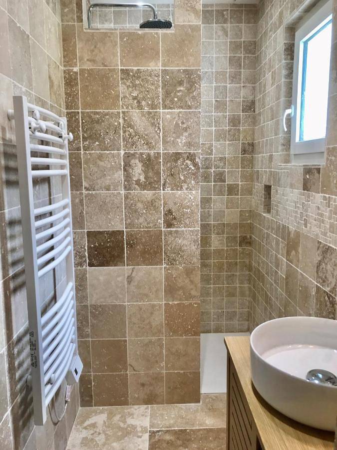 Location de vacances pour 4 personnes, avec Terrasse ainsi que Jardin et Vue à Seigy - 3