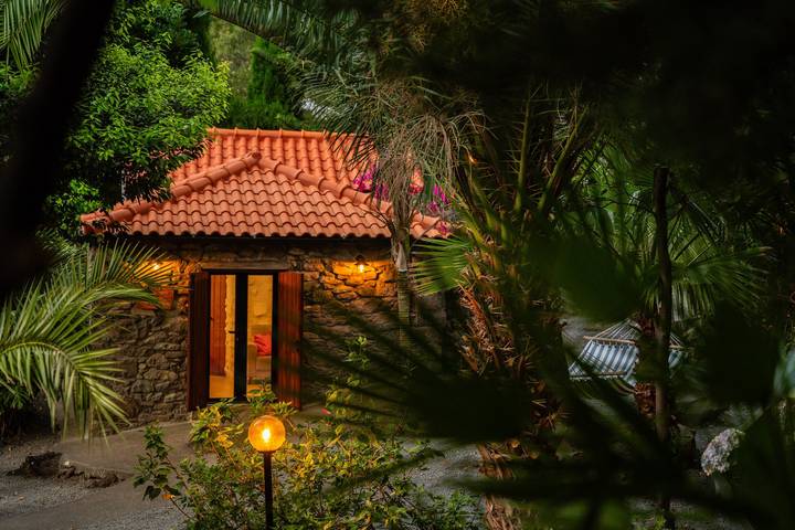 Holiday Home 'Kyra's House' with Wi-Fi in Pináculo, Tabua