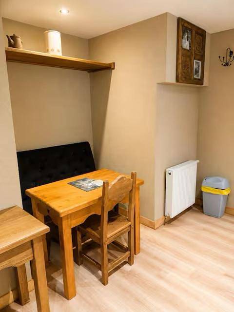 Gîte pour 2 personnes, avec jacuzzi et sauna dans Lac de Montriond - 4