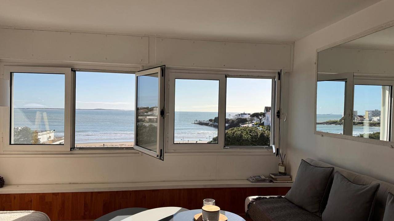 Appartement entier, Studio avec vue mer à Pontaillac in Pontaillac, Royan