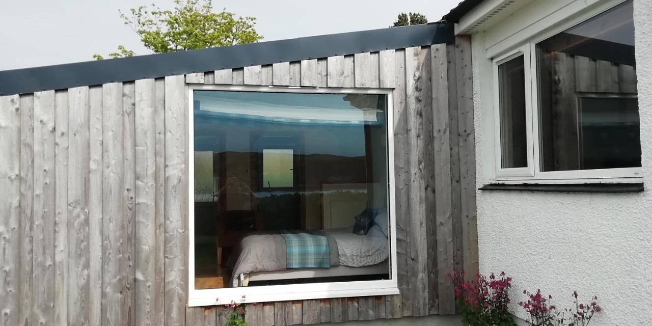 Deluxe Double Room with Sea View in Highlands