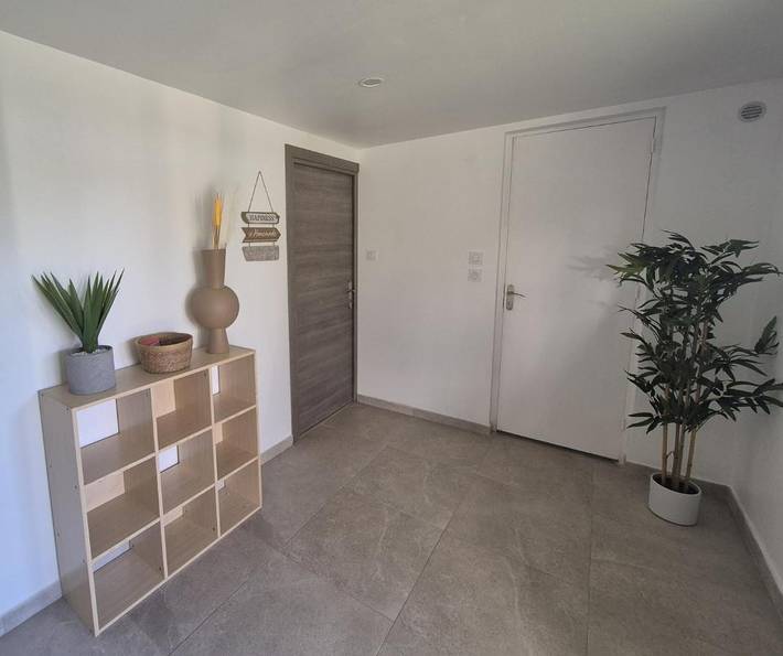 Gîte pour 2 personnes, avec jardin à Lissieu - 3