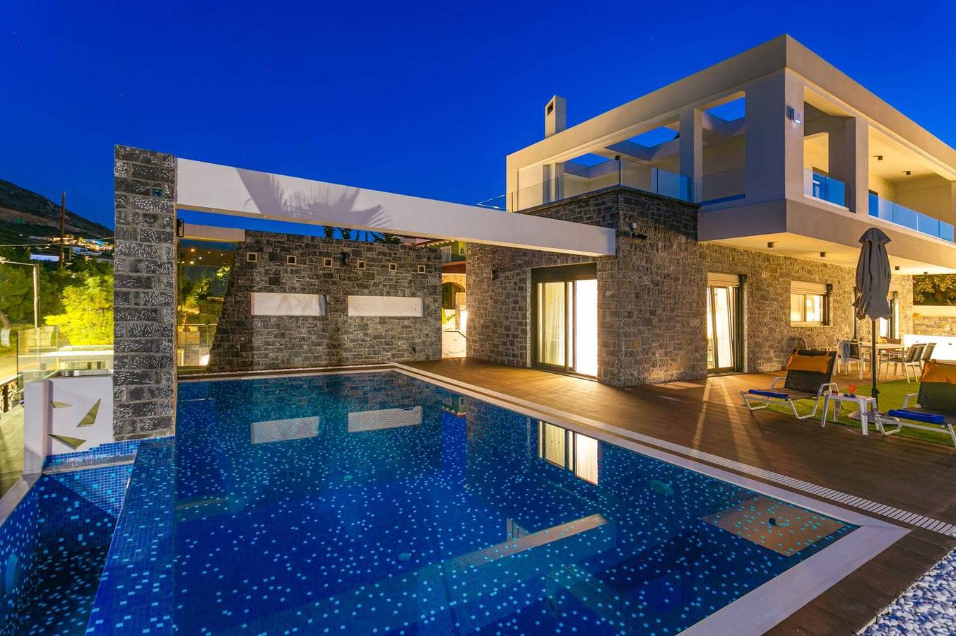Villa Tropicana by Villa Plus in Limenas Chersonisou, Iraklio-Heraklion und Umgebung