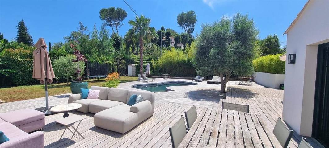 Villa pour 6 personnes, avec terrasse ainsi que piscine et jardin à Saint-Paul-de-Vence - 2