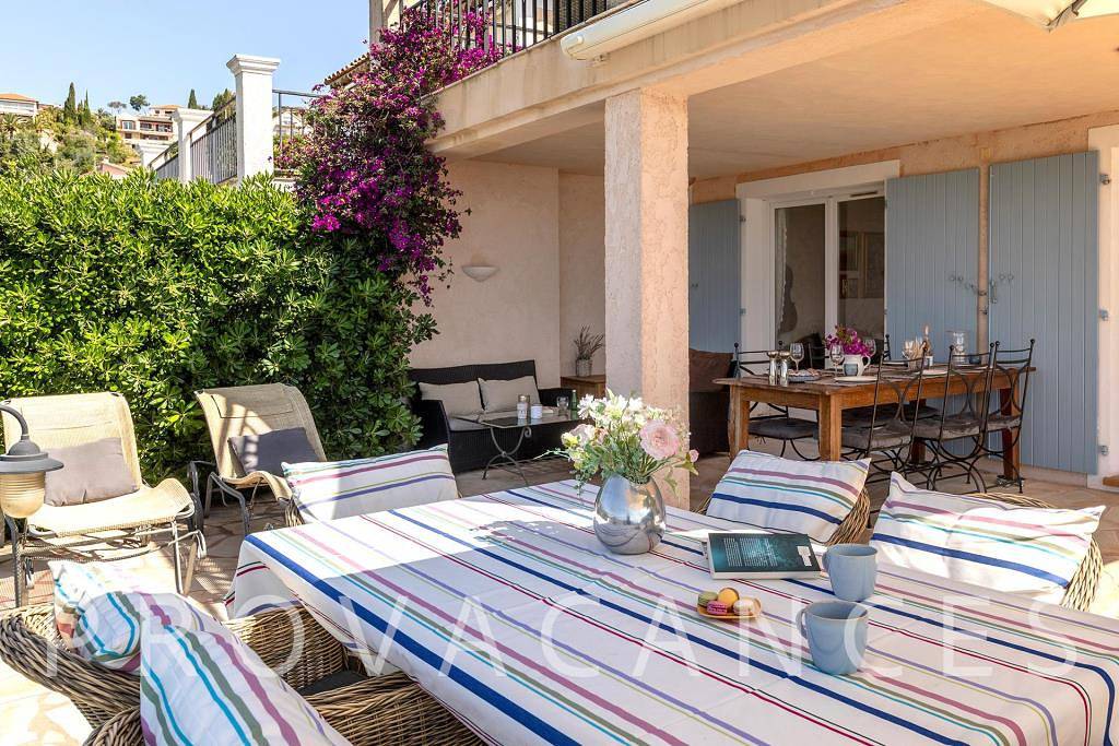 Ferienhaus mit Pool in Mandelieu-la-Napoule in der Nähe von Cannes in Mandelieu-la-Napoule, Massif de l'Esterel
