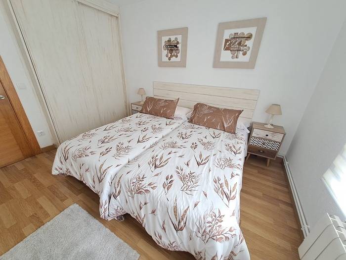 Ganze Ferienwohnung, Ferienwohnung für 6 Personen mit Balkon/Terrasse in Selaya, Cordillera Cantábrica