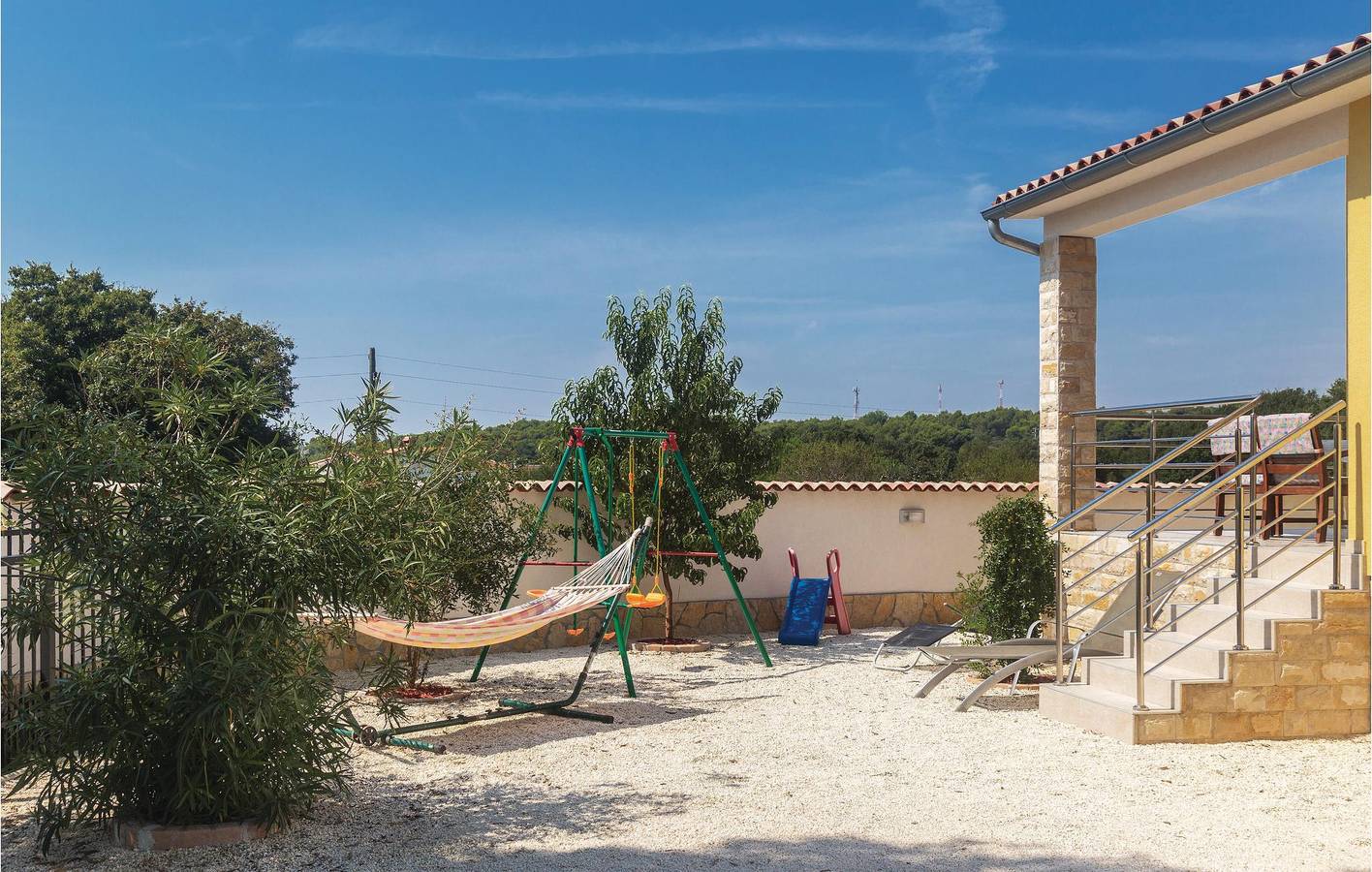Ferienhaus für 5 Personen mit Terrasse in Ližnjan, Pula-Medulin