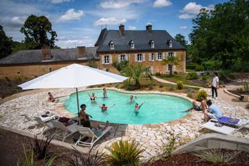Villa for 15 Guests in Anoye, South-west France, Picture 1