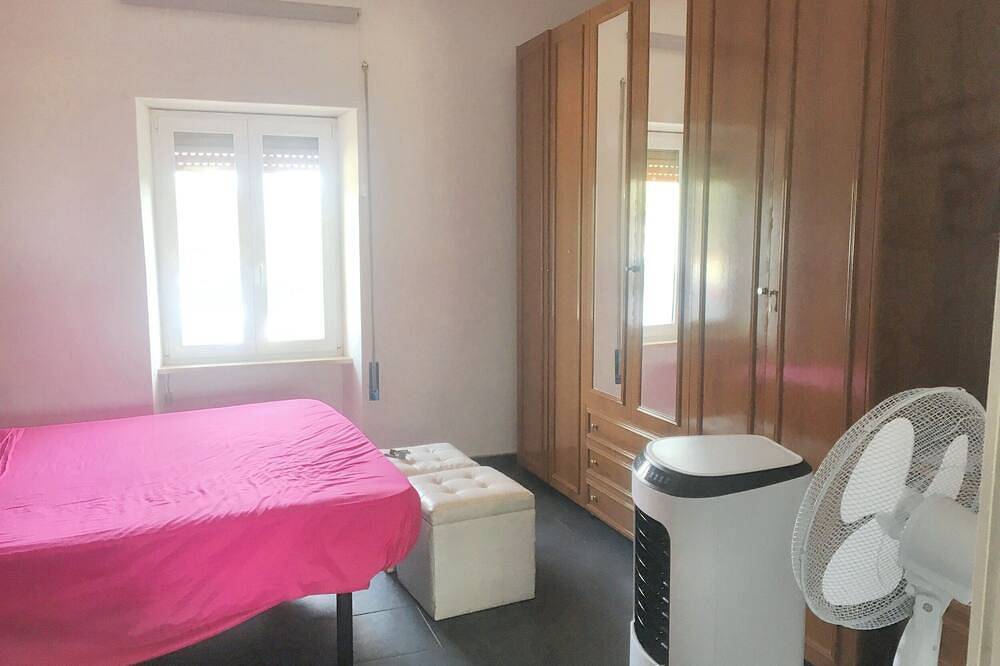 Apartamento entero, Homerez - Apto. Cioccatelli - Jardín, Parking in Latina (Italia), Agro Pontino