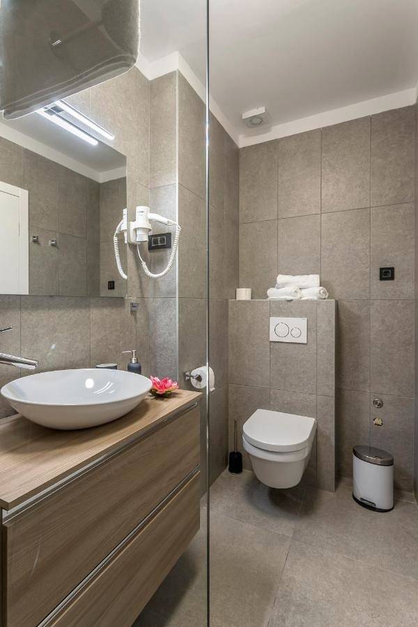 2Nightstudios in Plaža Ježinac, Split