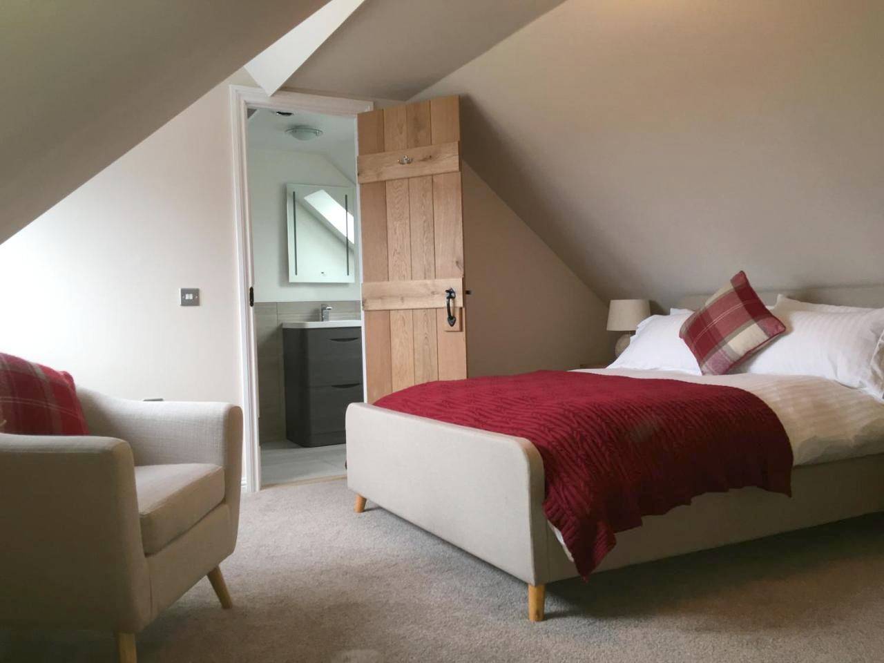 Double Room with Ensuite in Highlands