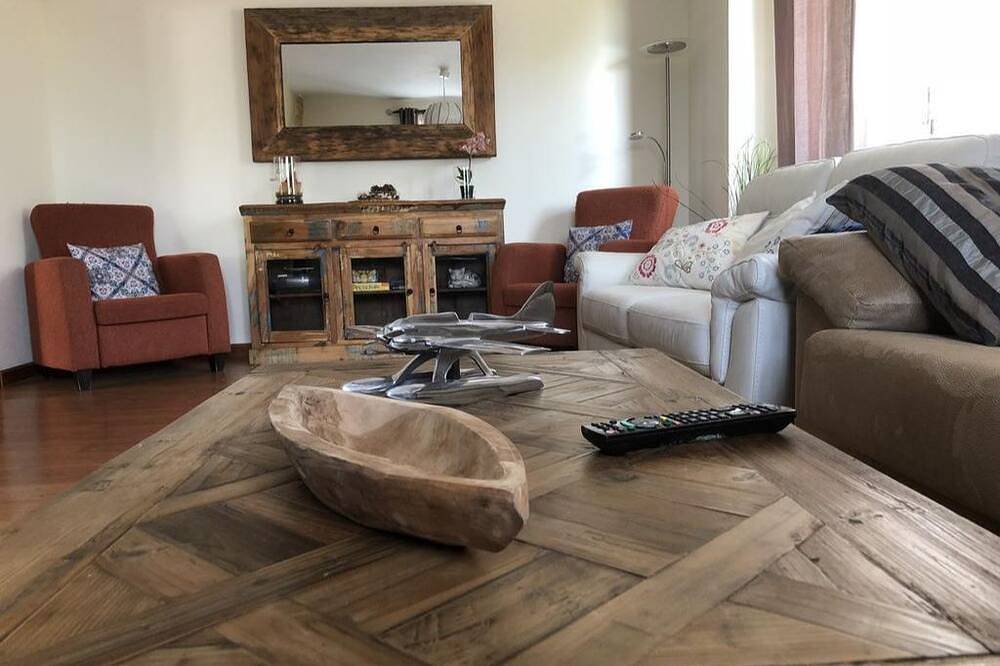 Margasol - Vivienda Uso Turístico in Pedrezuela, Provincia de Madrid