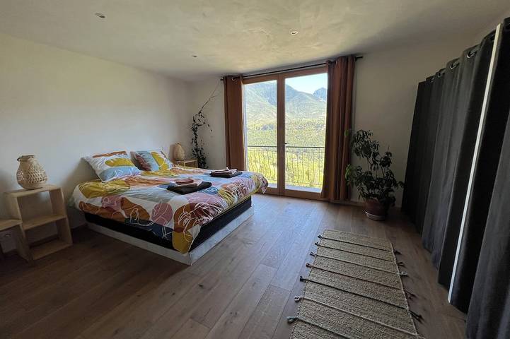 Location de vacances pour 4 personnes, avec balcon et jardin à Eygliers - 3