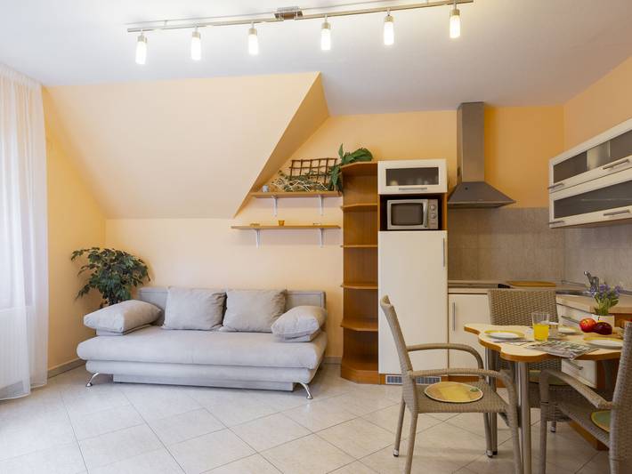 Gîte pour 4 personnes, avec Balcon et Jardin dans Koroshegy - 3