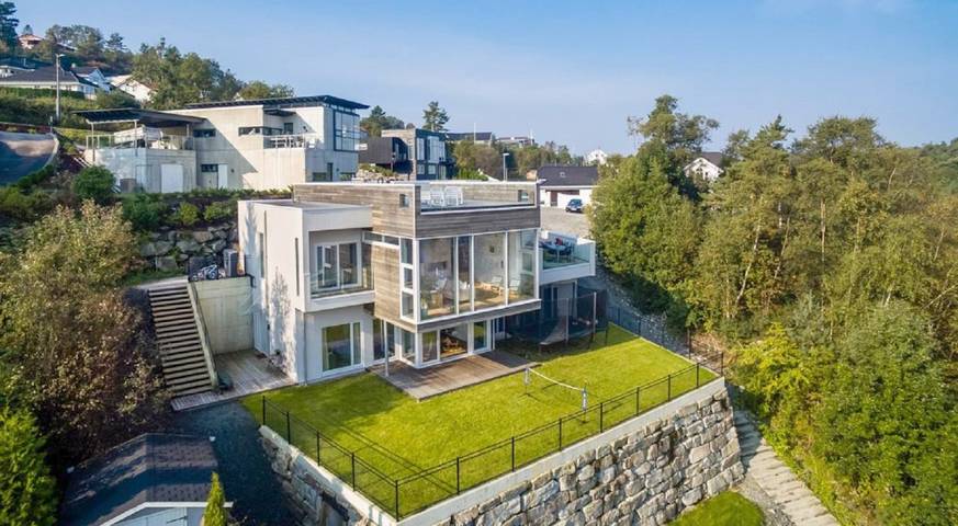 Gîte pour 4 personnes, avec vue et jardin dans Bergen - 2