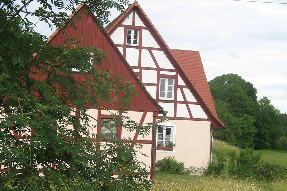 Ganze Wohnung, Neu!  Ferienwohnung bis 6 Personen Top Austattung in Hiltpoltstein, Frankenalb