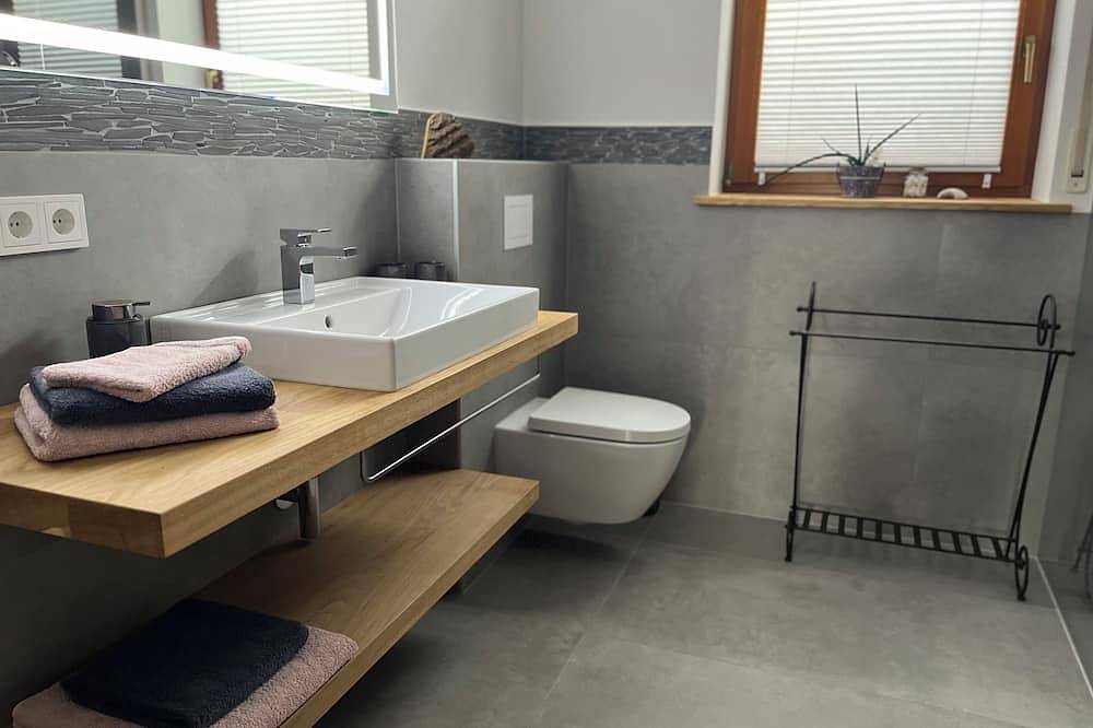 Ganze Wohnung, Ferienwohnung Oscar - Neu eingerichtete Ferienwohung direkt am Premiumwanderweg in Bruchweiler-Bärenbach, Landkreis Südwestpfalz