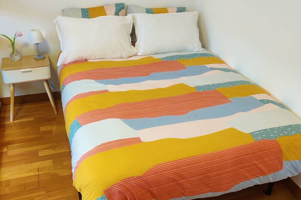 Apartamento entero, Large secure studio in quiet hypercentre 3mins from station in Thionville, Mosela (departamento)