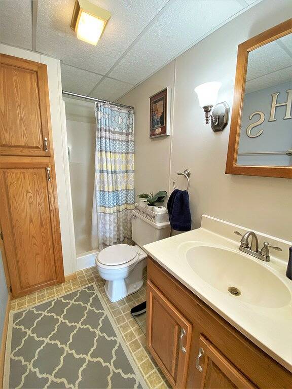 Hazel House steps from Boat Launch in St. Ignace, Mackinac County