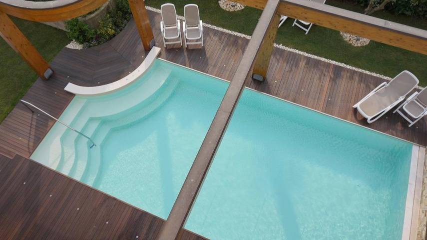Appart’hôtel pour 2 personnes, avec Balcon ainsi que Jardin et Piscine à Riva del Garda
