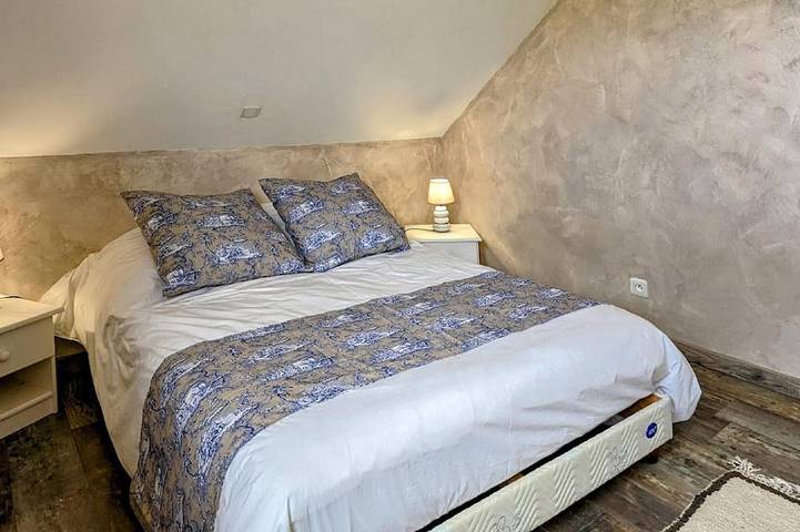 Gîte pour 5 personnes, avec jardin à Plancher-Bas - 2